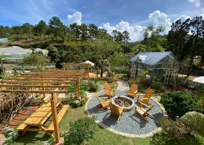 Berry Valley Homestay
